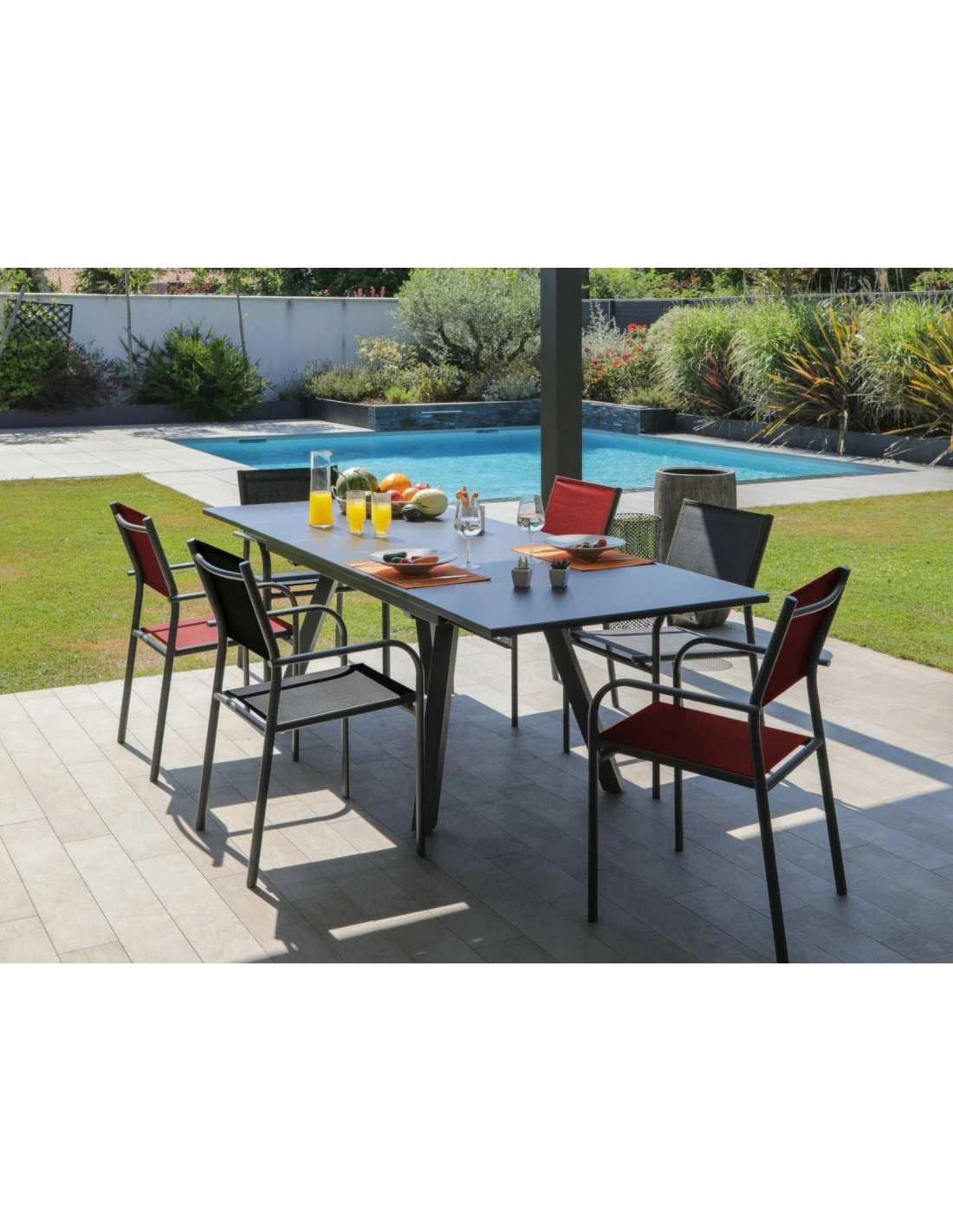 Table De Jardin AGRA Extensible 150/200/250 Cm - Aluminium Et Verre - Graphite / Perle 2 Table De Jardin AGRA Extensible 150/200/250 Cm - Aluminium Et Verre - Graphite / Perle – Image 2